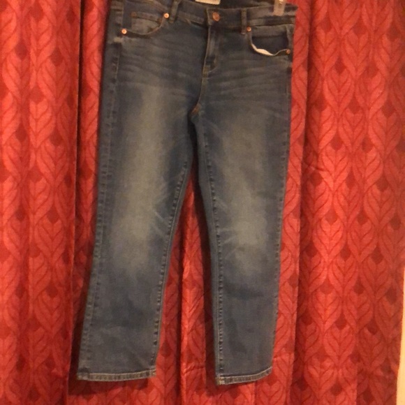 Loft Jeans - Picture 3 of 5